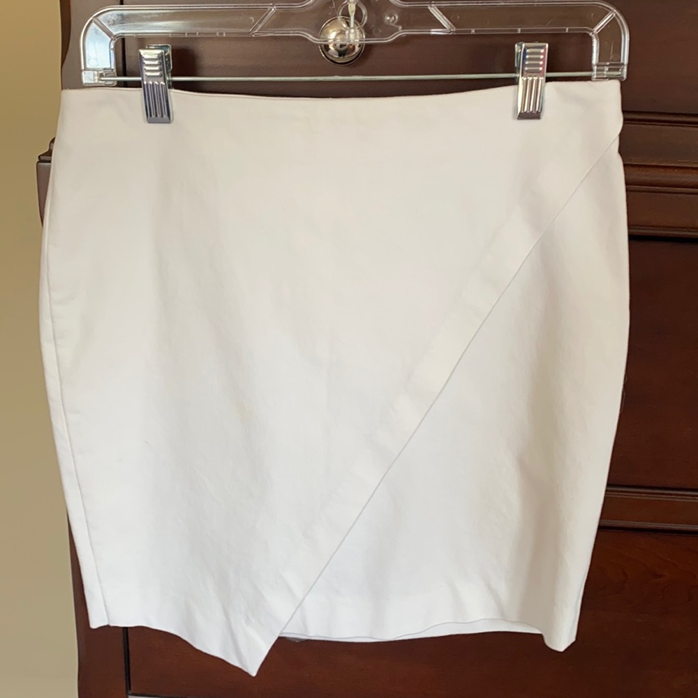Banana Republic white stretch skirt